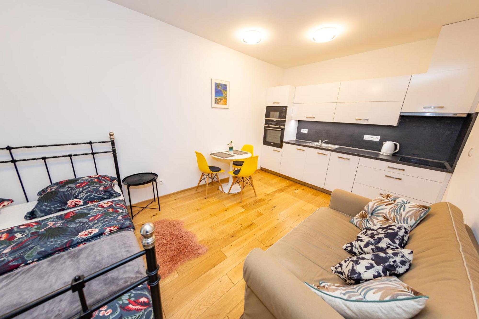 Lovely Studio Apartment, Free Parking 1,55 Hight Prague Exterior photo
